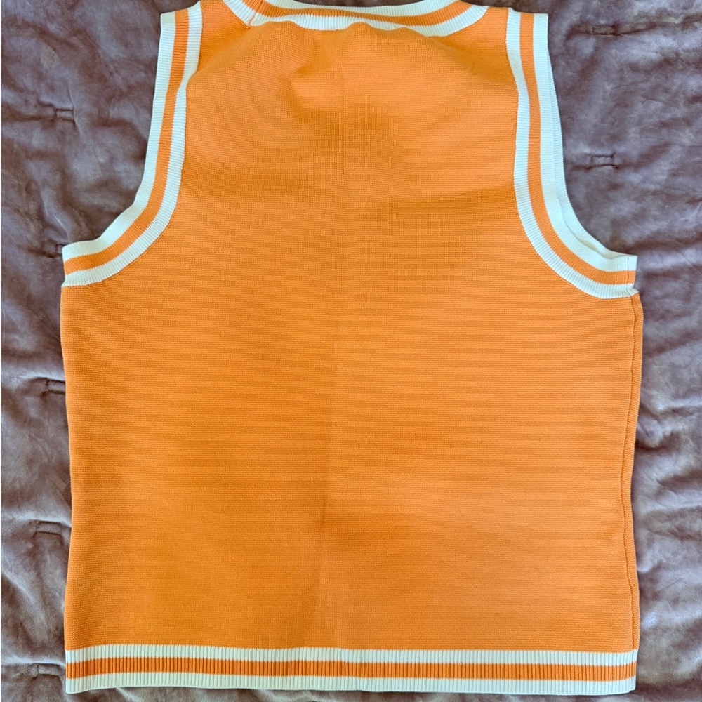 House of Harlow 1960 Orange Knit Set with White Trim - Picture 6 of 7